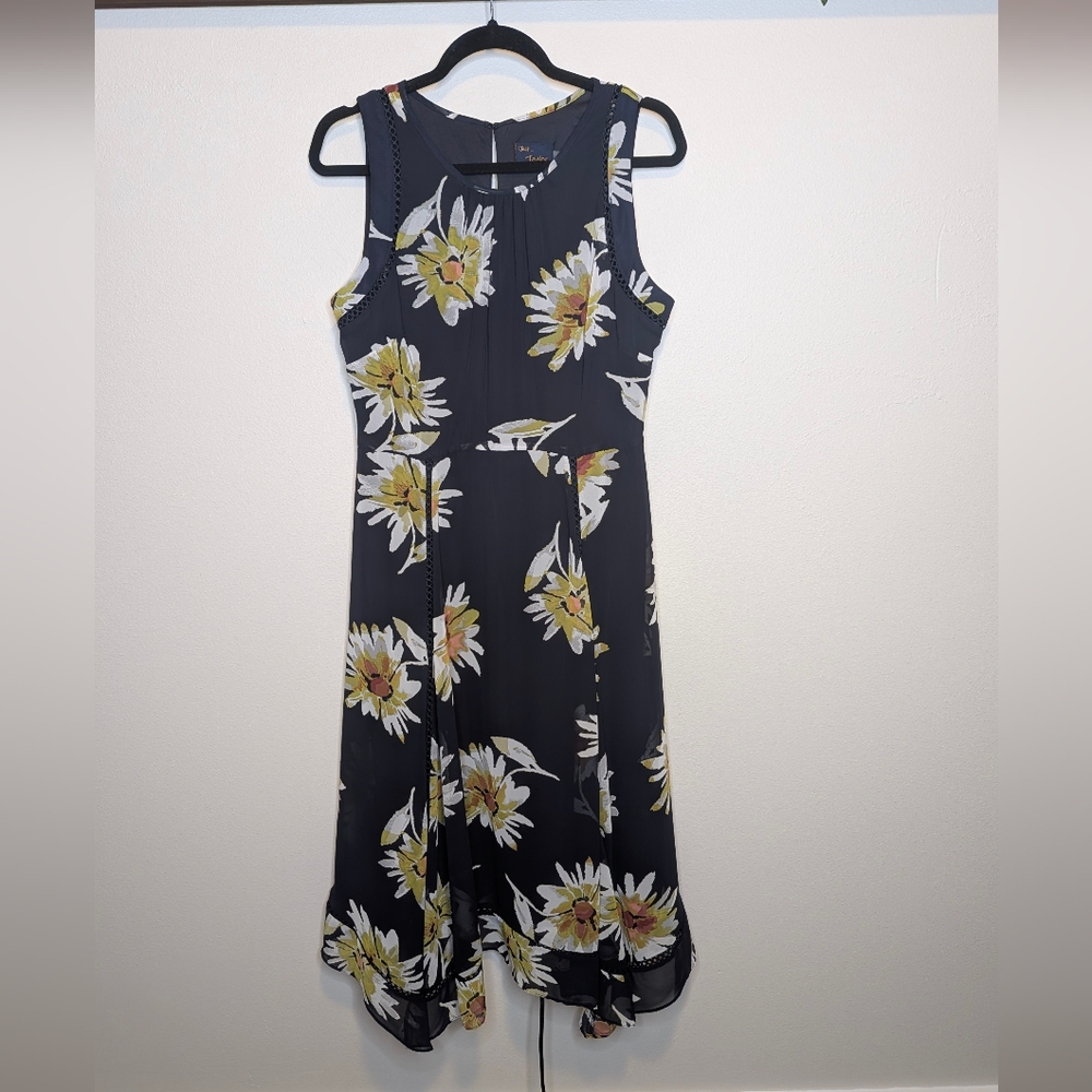 Size 10 Just... Taylor Floral Sleeveless Midi Dress